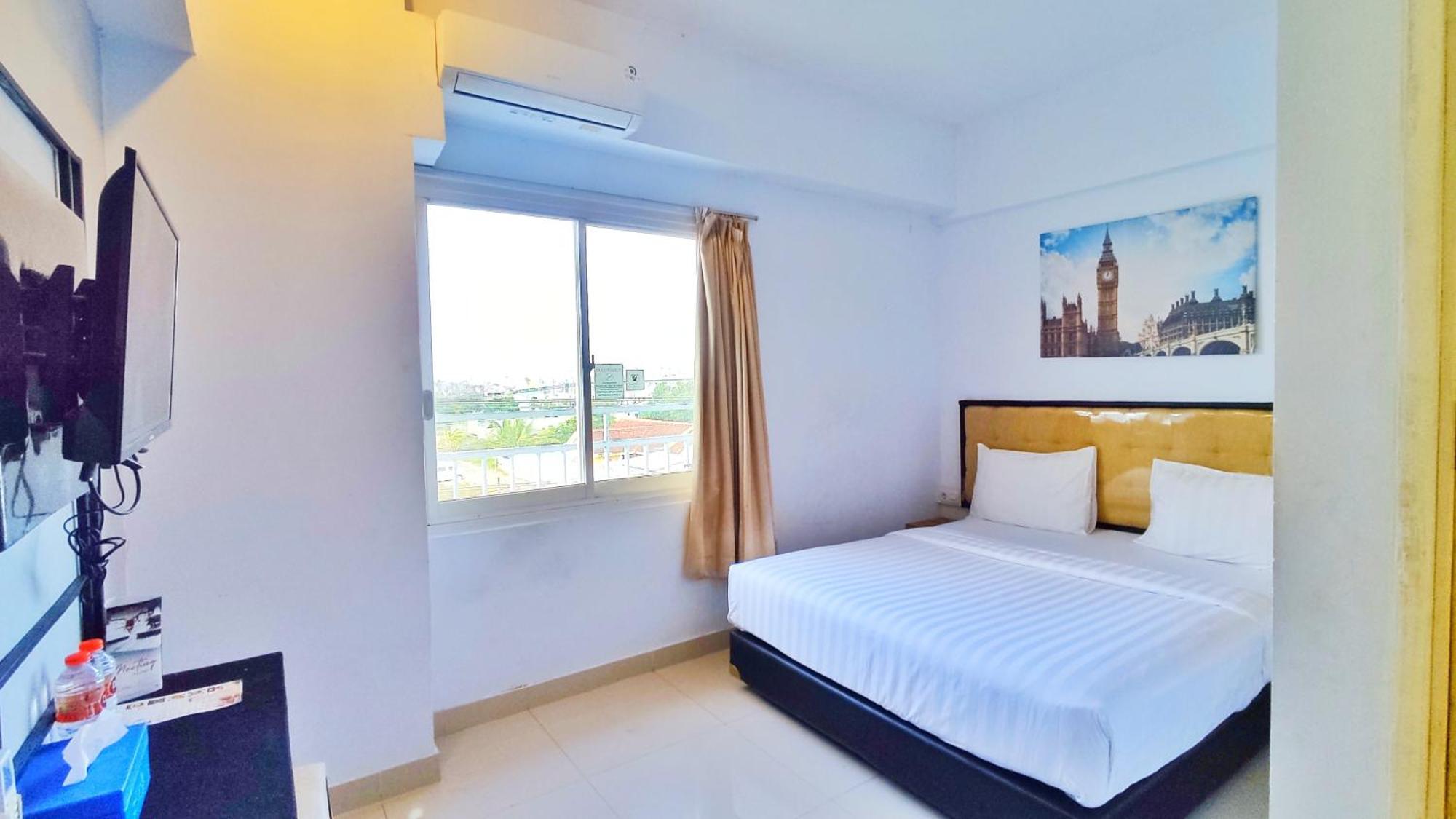 Votel Hotel Charis Tuban Tuban  Экстерьер фото