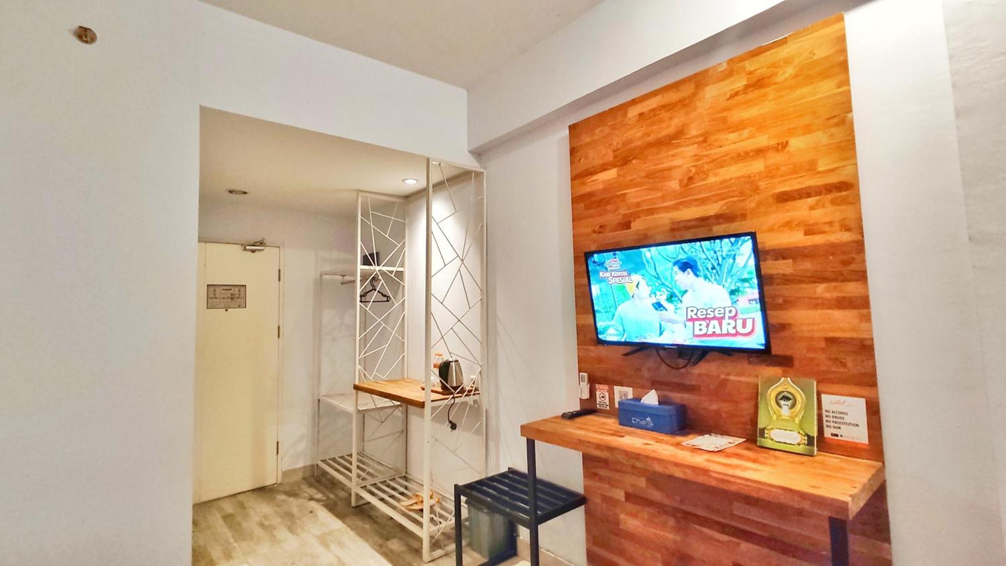 Votel Hotel Charis Tuban Tuban  Экстерьер фото